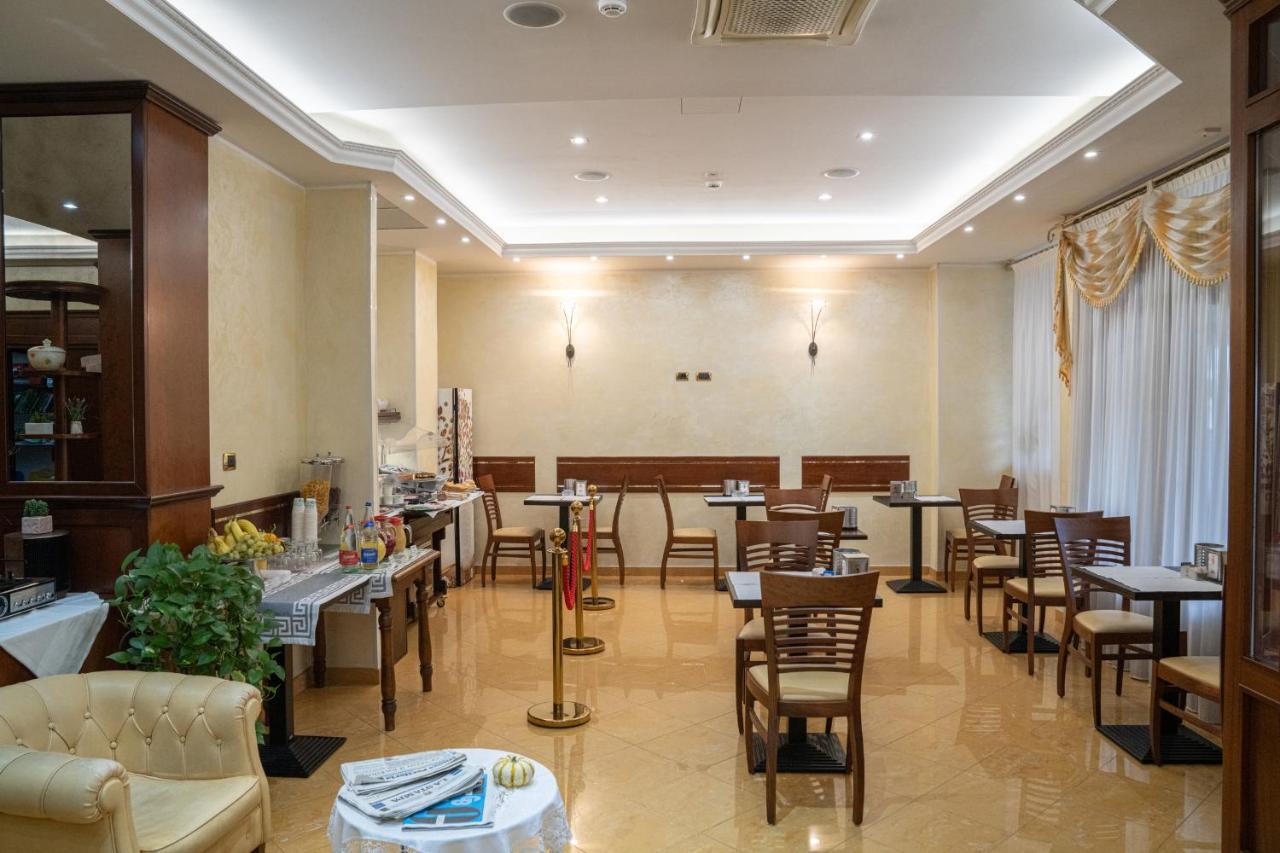 Hotel La Noce Chivasso Zewnętrze zdjęcie